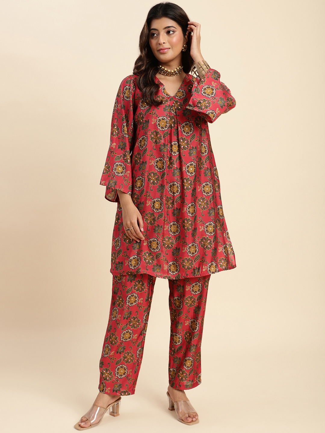 

DIVASTRI Floral Printed V Neck Tunic With Palazzos, Maroon