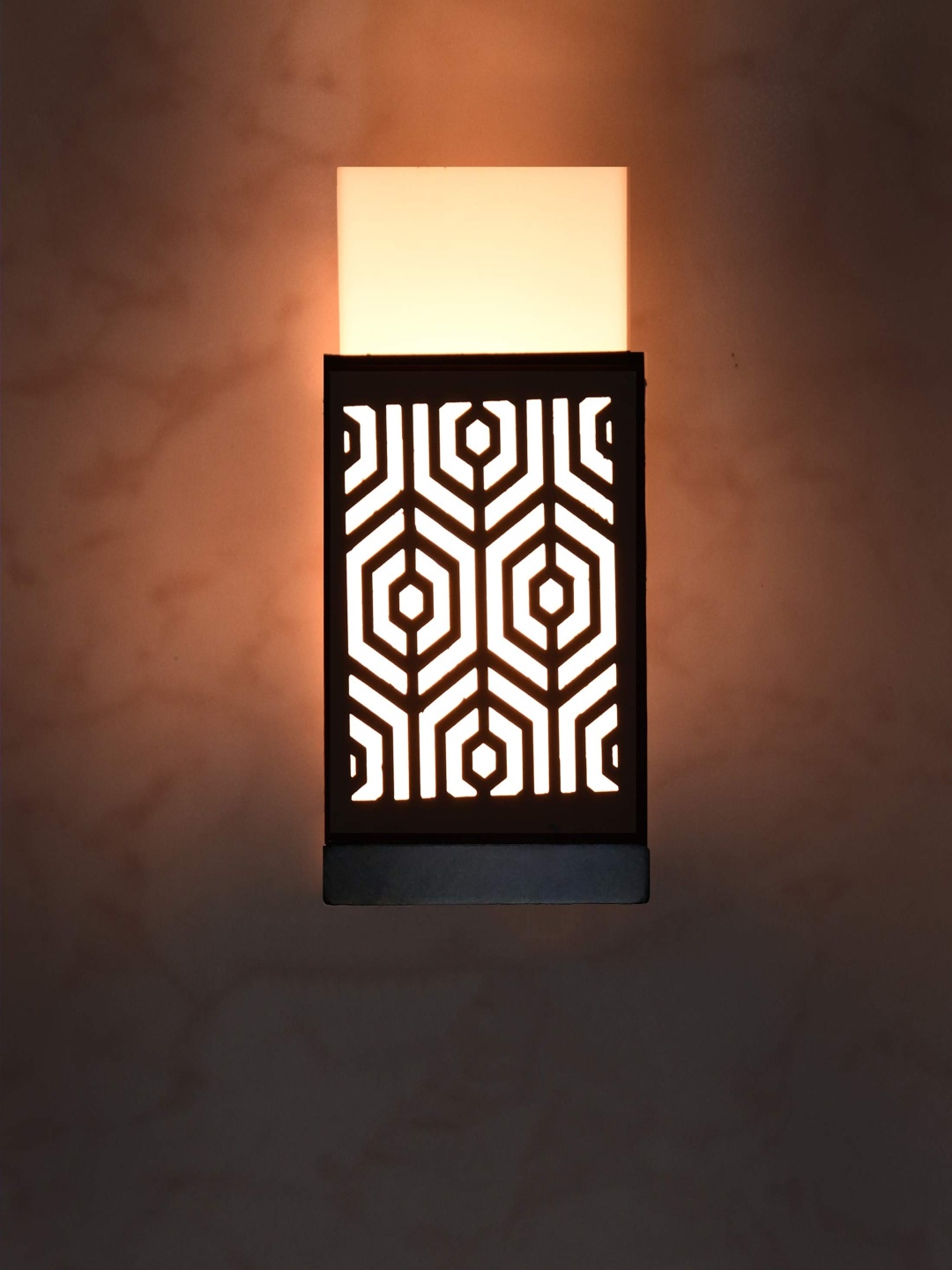 

Gojeeva Black & White Textured Contemporary Rectangle Shaped Wooden Wall Lamp