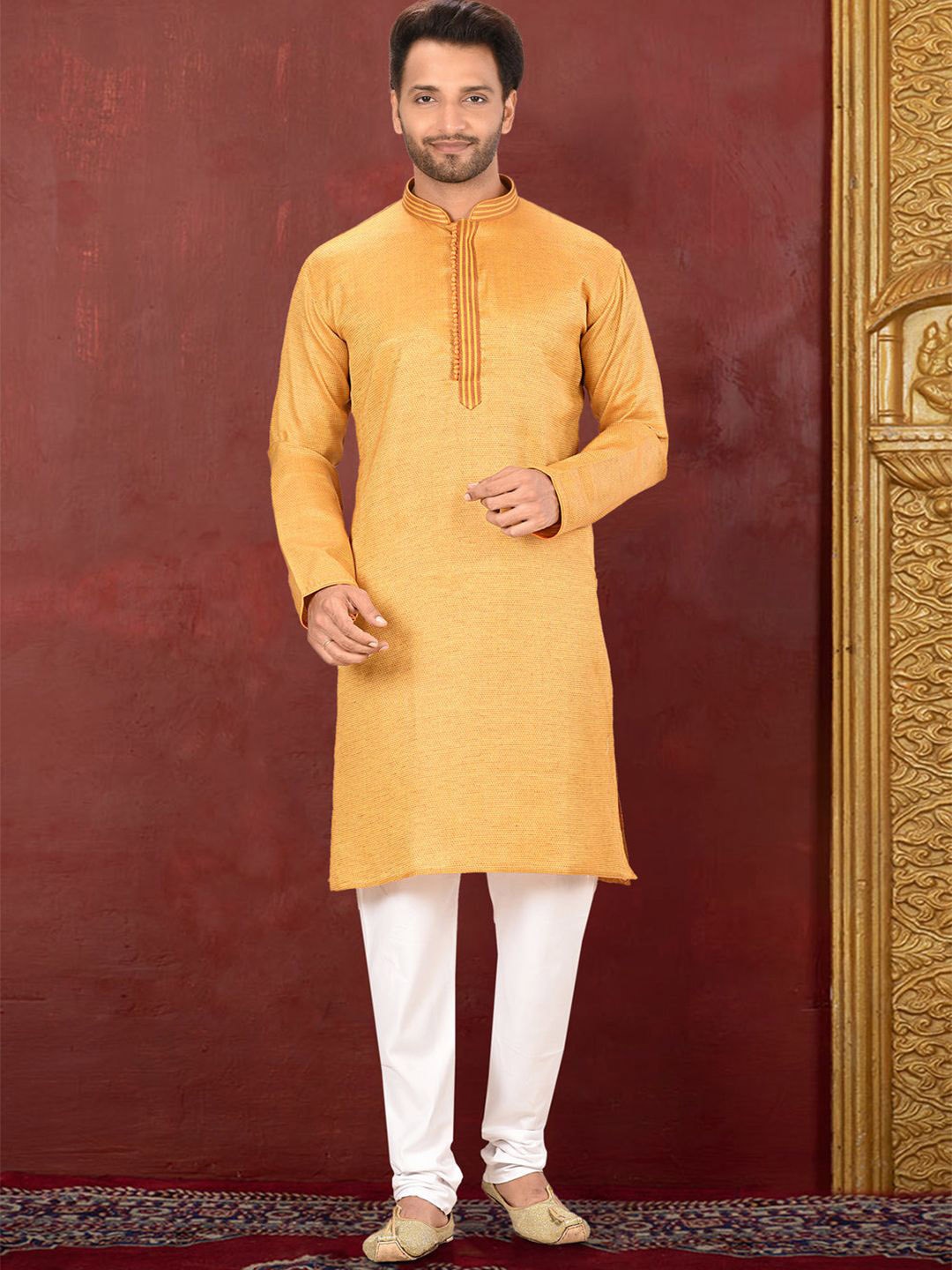 

RANAK Geometric Woven Design Mandarin Collar Kurta, Yellow