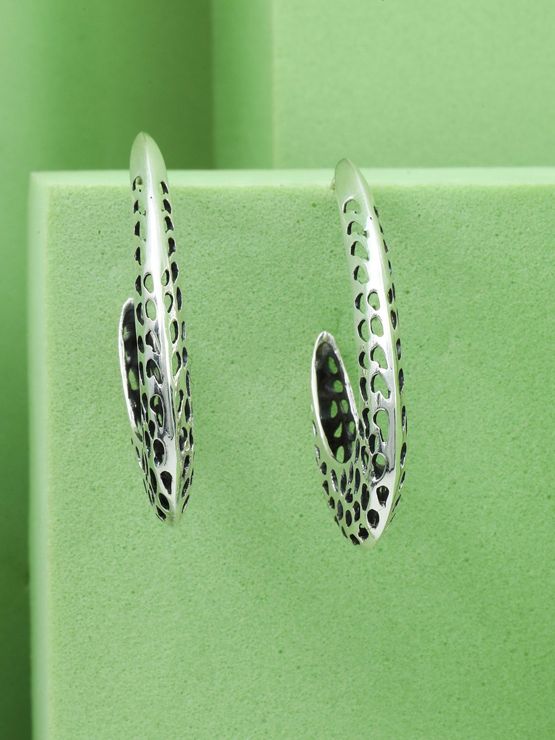 

MAIRA 925 Sterling Silver Rhodium-Plated Cubic Zirconia Classic Half Hoop Earrings