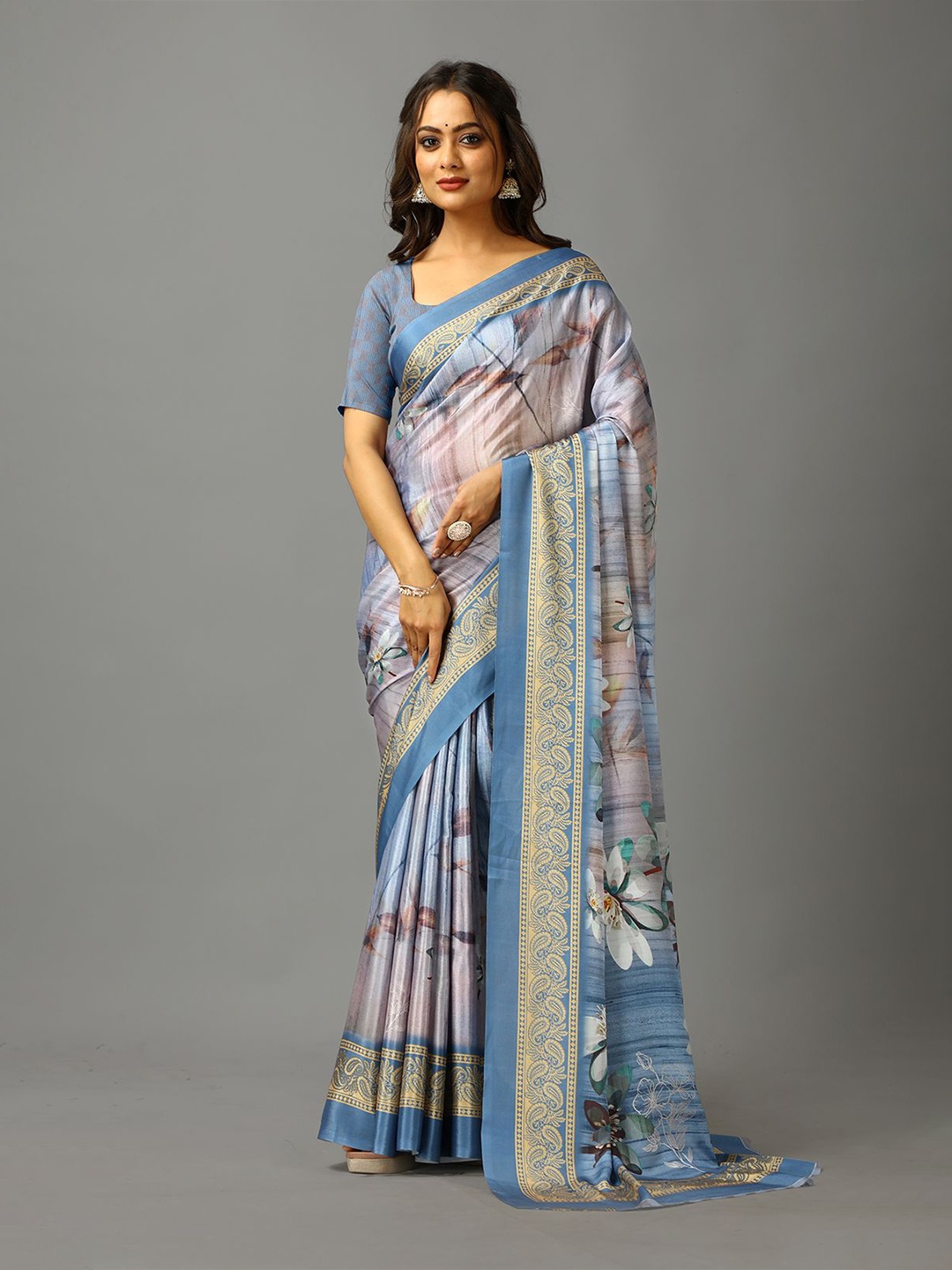 

VIRENDRA TEXTILES Floral Pure Crepe Saree, Blue