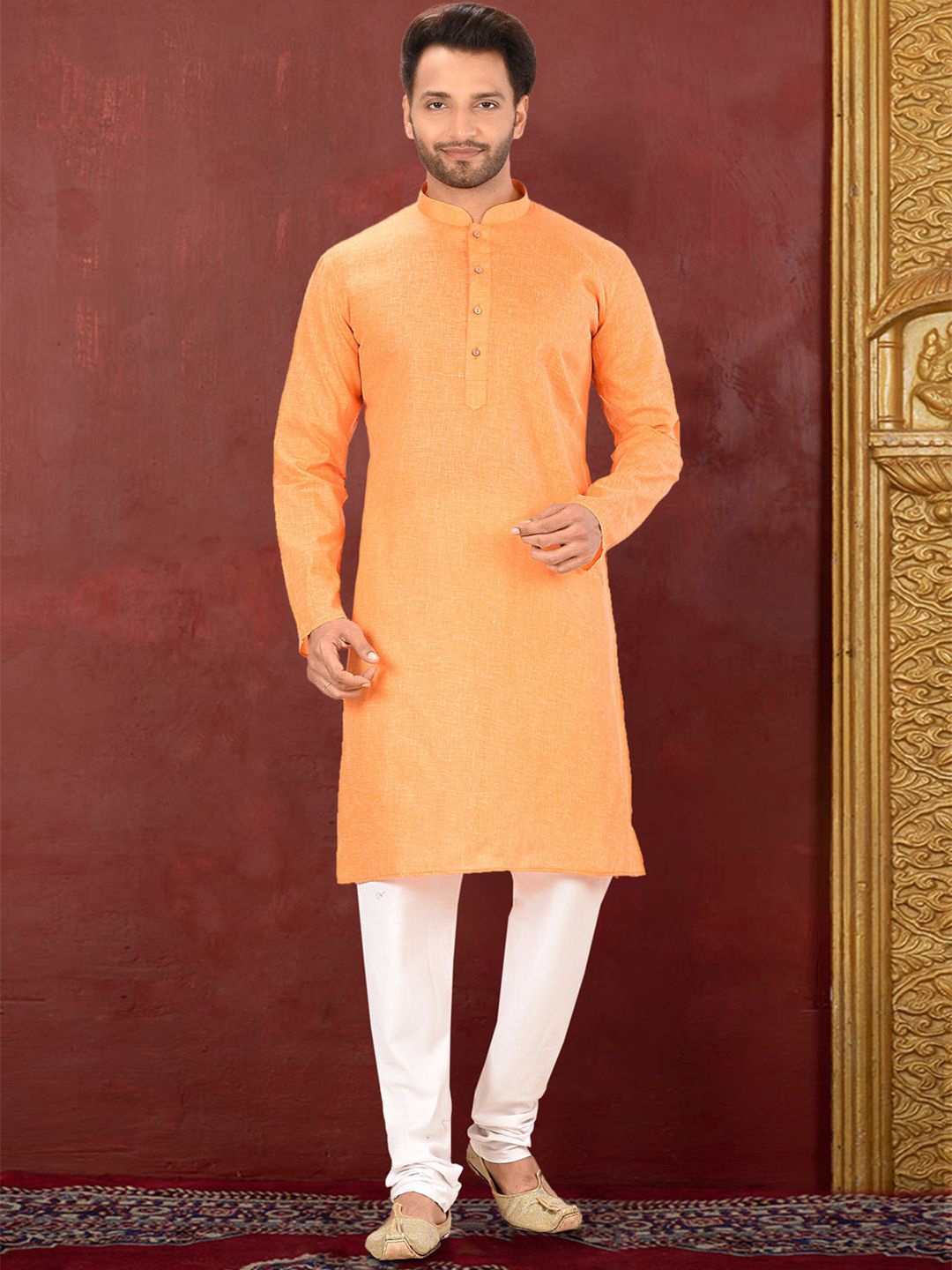 

RANAK Geometric Woven Mandarin Collar Kurta, Orange