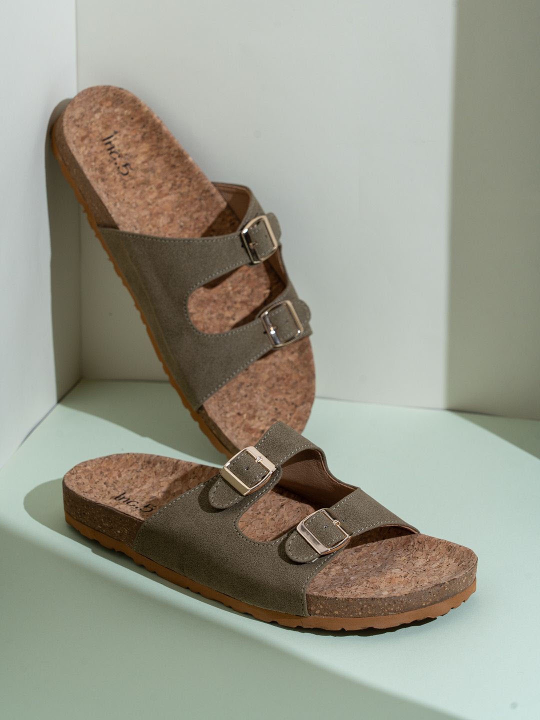 

Inc 5 Women Open Toe Flats, Green