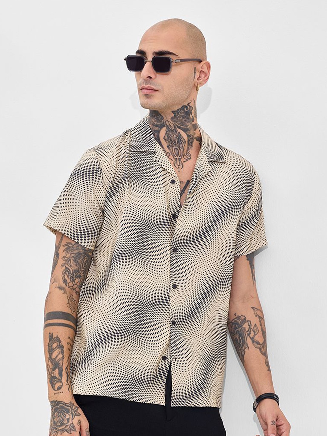

Snitch Men Boxy Opaque Printed Casual Shirt, Beige