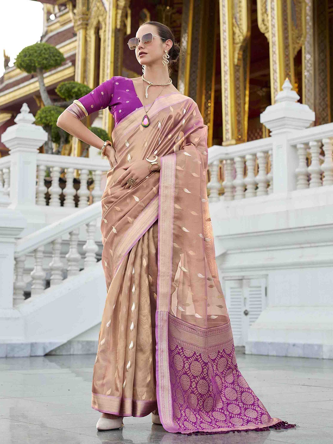 

Mitera Woven Design Zari Tissue Banarasi Saree, Peach