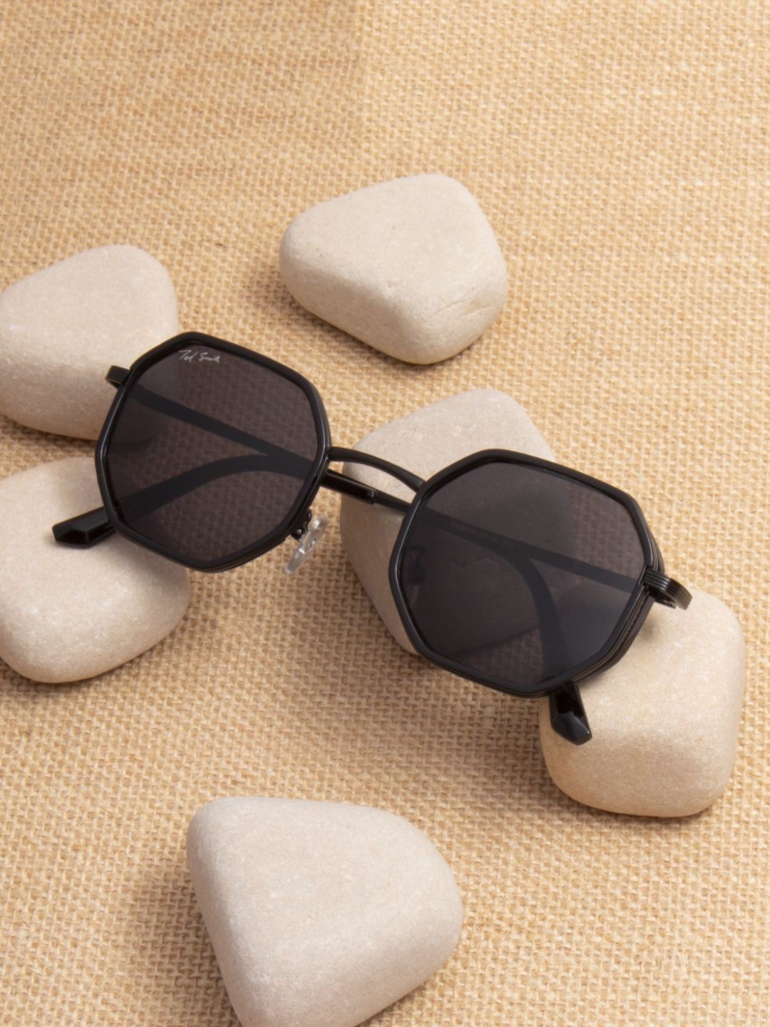 

Ted Smith Unisex Wayfarer Sunglasses with Polarised Lens, Black