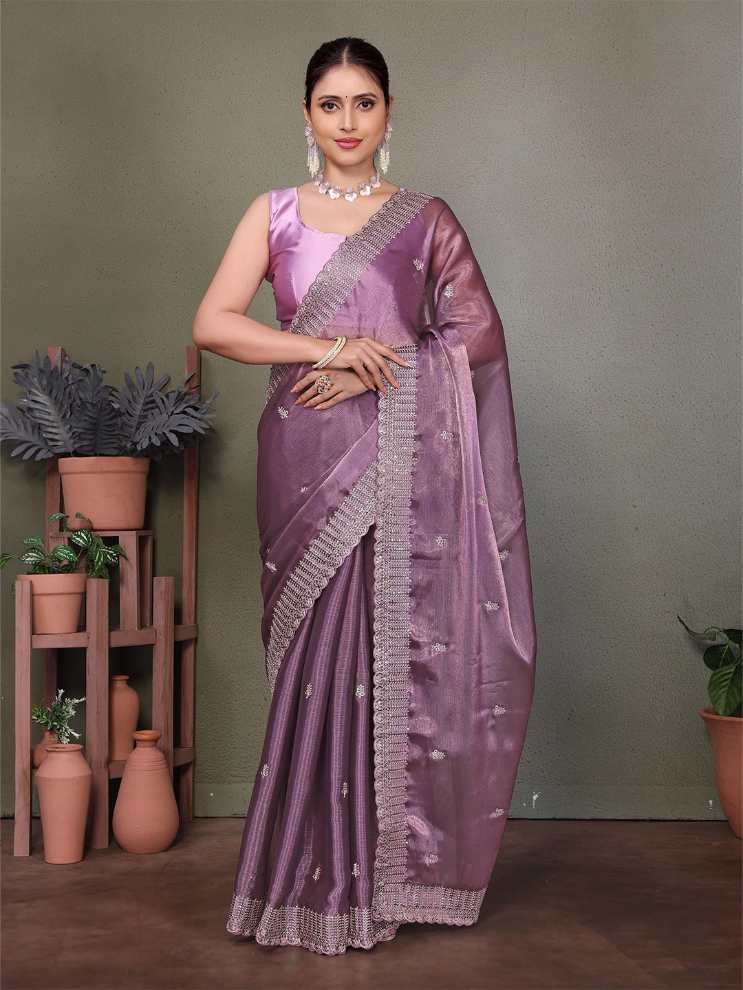 

ALAGINI Embellished Embroidered Organza Saree, Purple