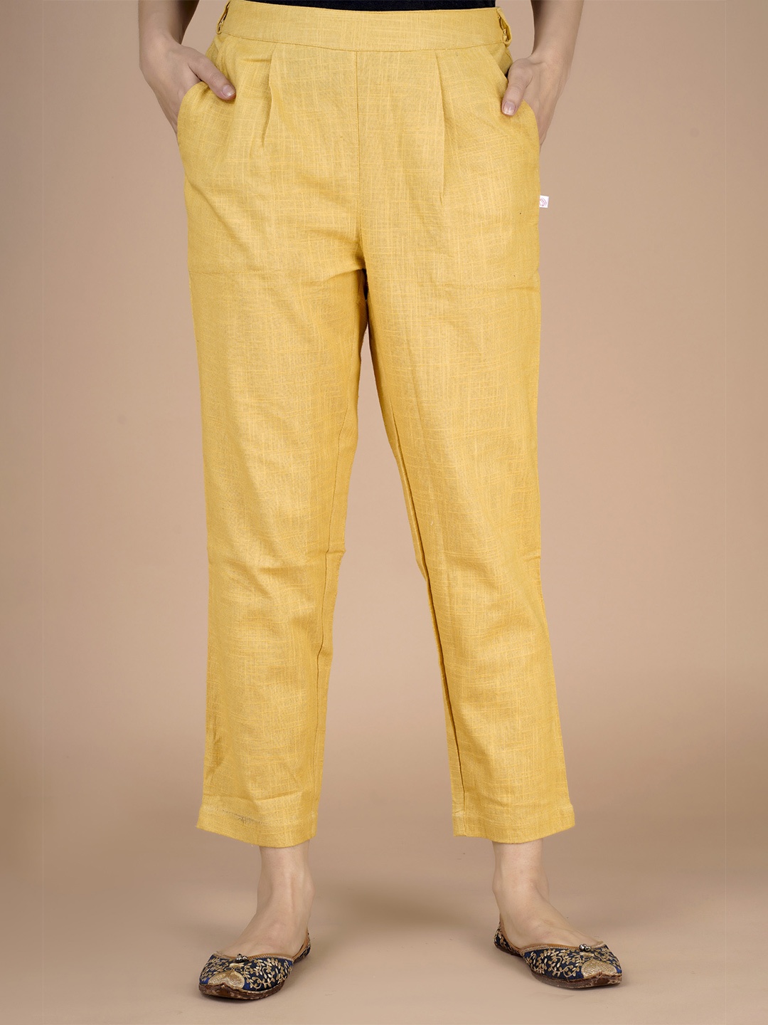 

ZITRA Women Pleated Trousers, Beige