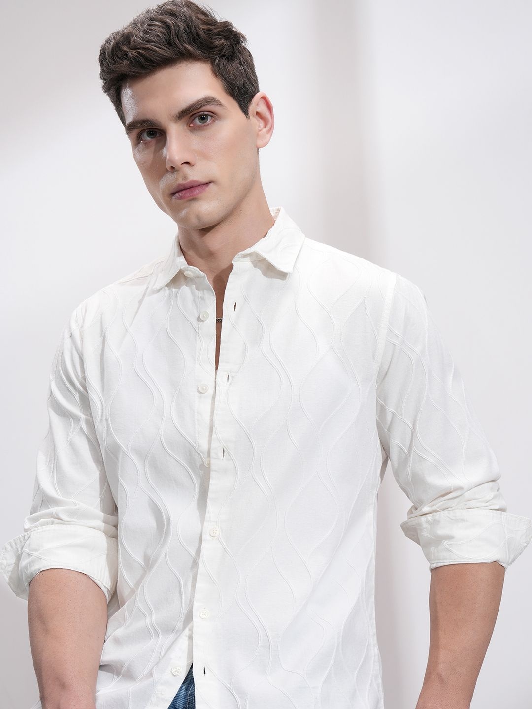 

HIGHLANDER Men Slim Fit Opaque Casual Shirt, White