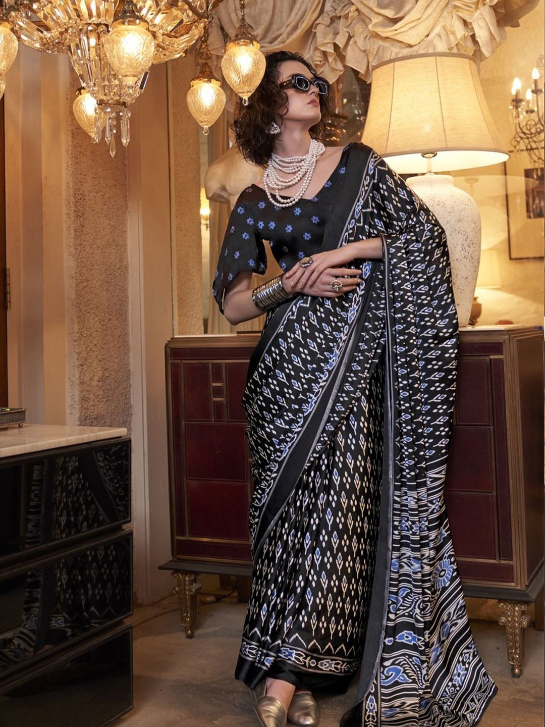 

Anouk Ethnic Motifs Pure Crepe Saree, Black