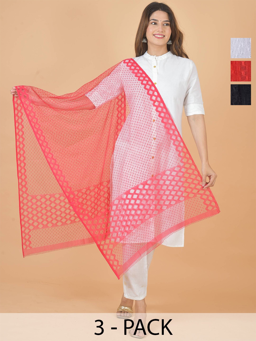 

LA FEMINAE Selection Of 3 Geometric Woven Design Dupattas, White