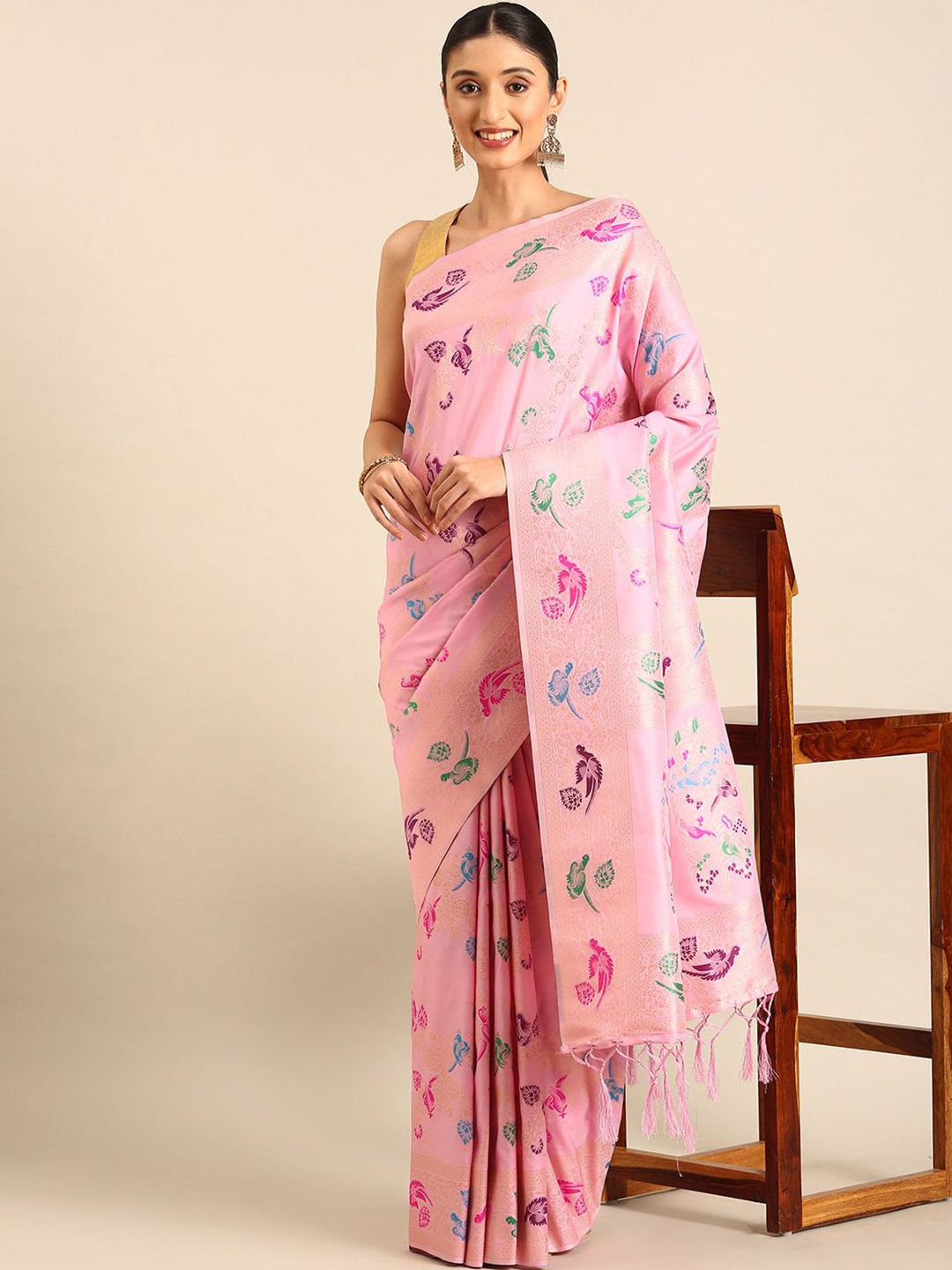 

DIVASTRI Woven Design Zari Silk Blend Banarasi Saree, Pink