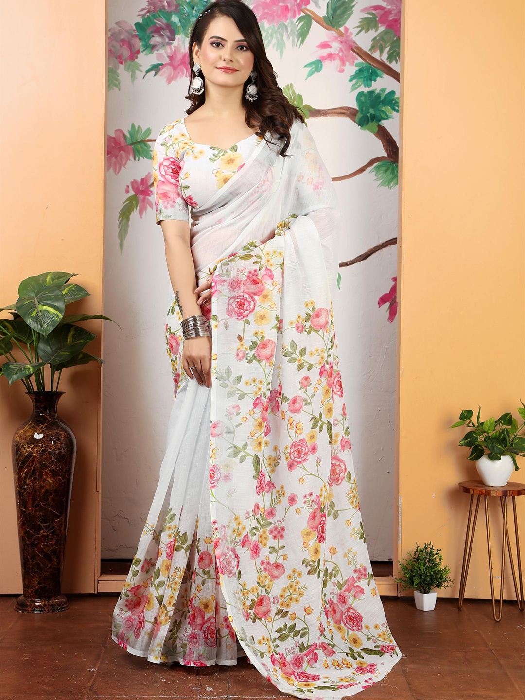

Quelea Floral Zari Linen Blend Khadi Saree, White