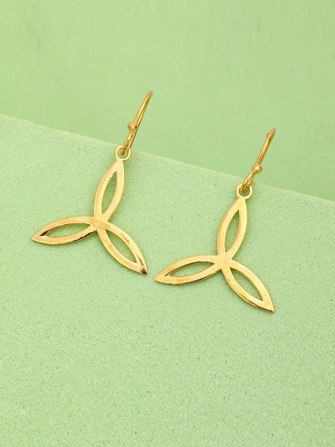 

MAIRA 925 Sterling Silver Rhodium-Plated Contemporary Shaped Drop Earring, Gold