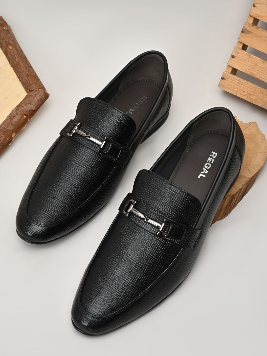 

Regal Men Textured Leather Formal Slip-Ons, Black