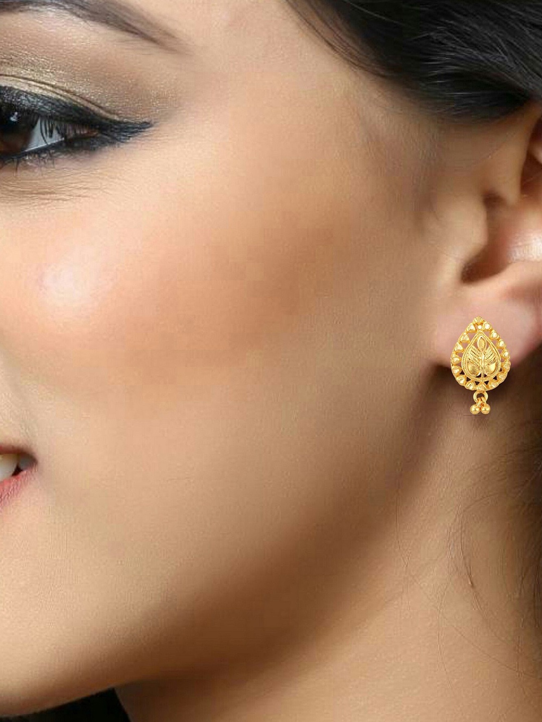 

DIVASTRI Gold-Plated Leaf Shaped Studs