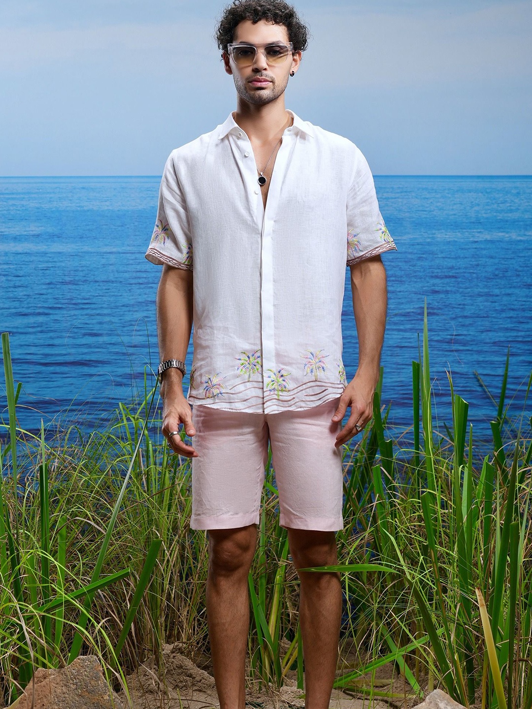 

ASUKA Men Opaque Striped Casual Shirt, White