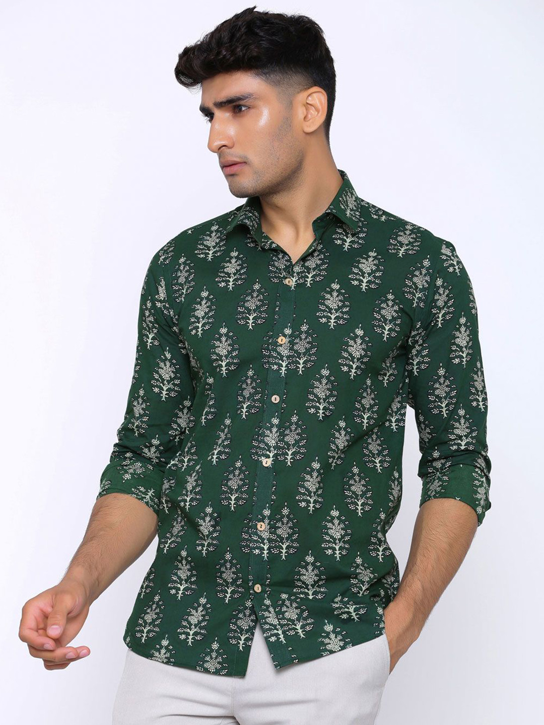 

Tistabene Men Floral Opaque Printed Casual Shirt, Green