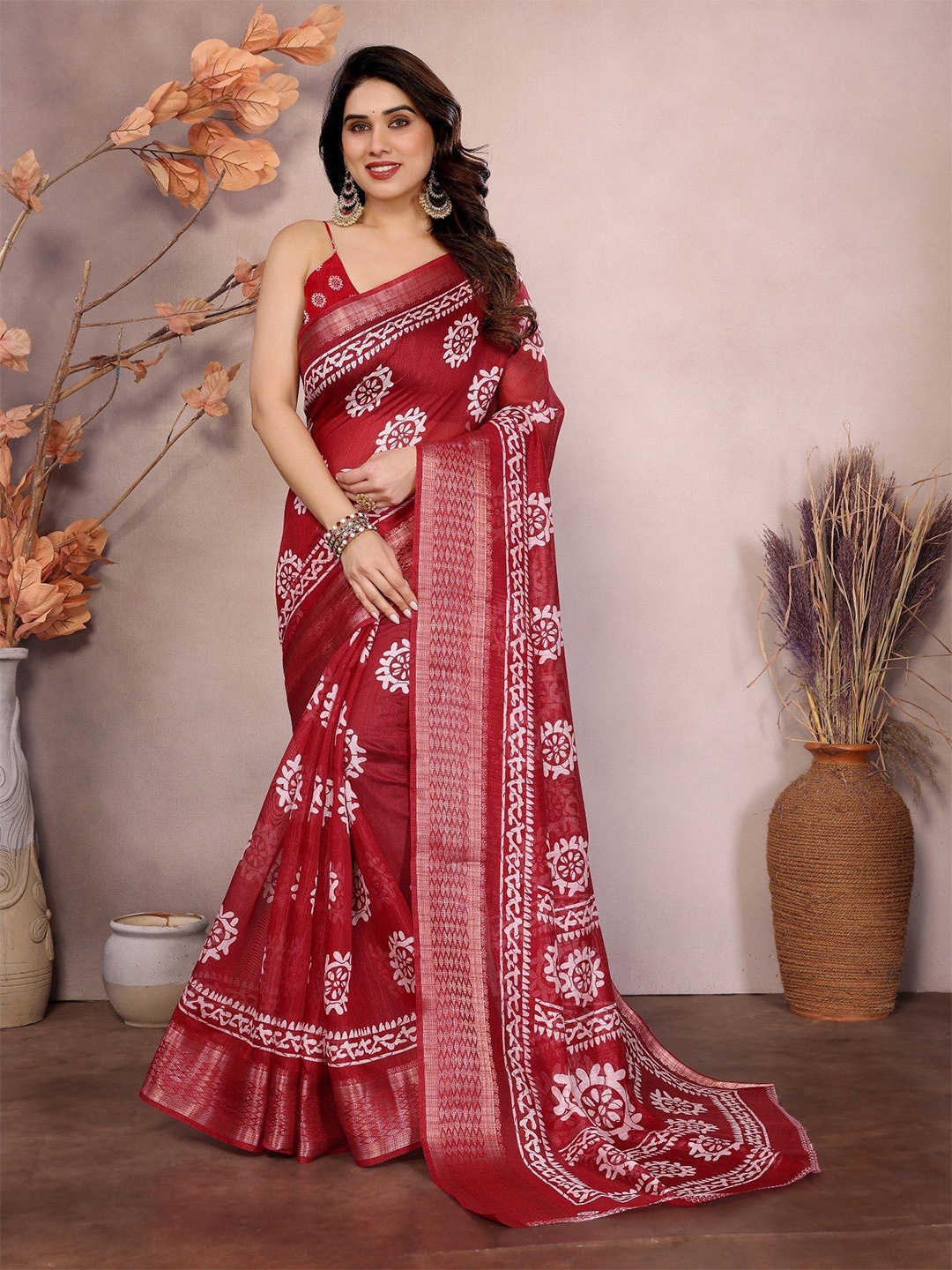 

Moda Rapido Ethnic Motifs Zari Saree, Maroon