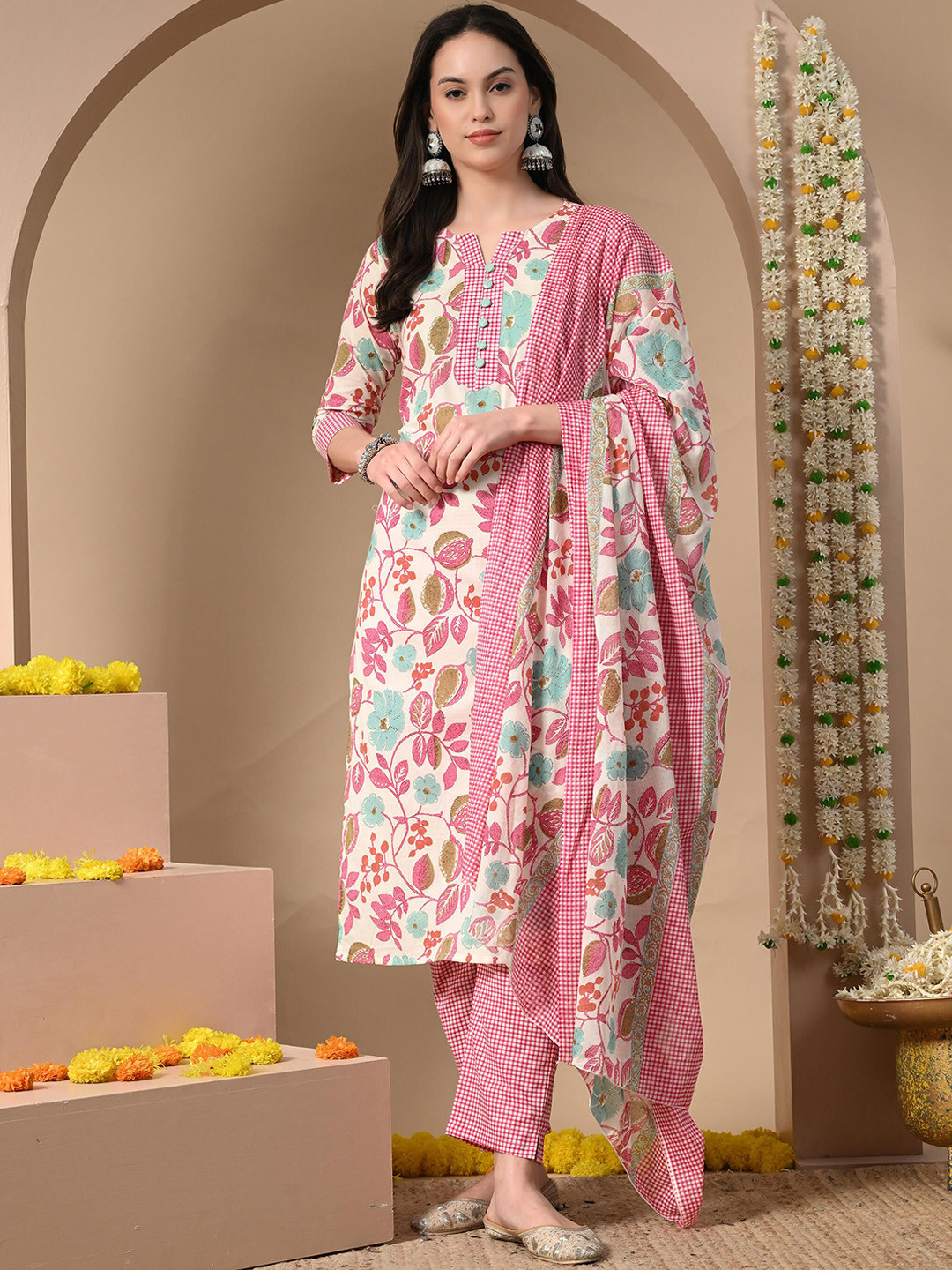 

Anouk Women Floral Printed Regular Pure Cotton Kurta with Trousers & With Dupatta, Pink