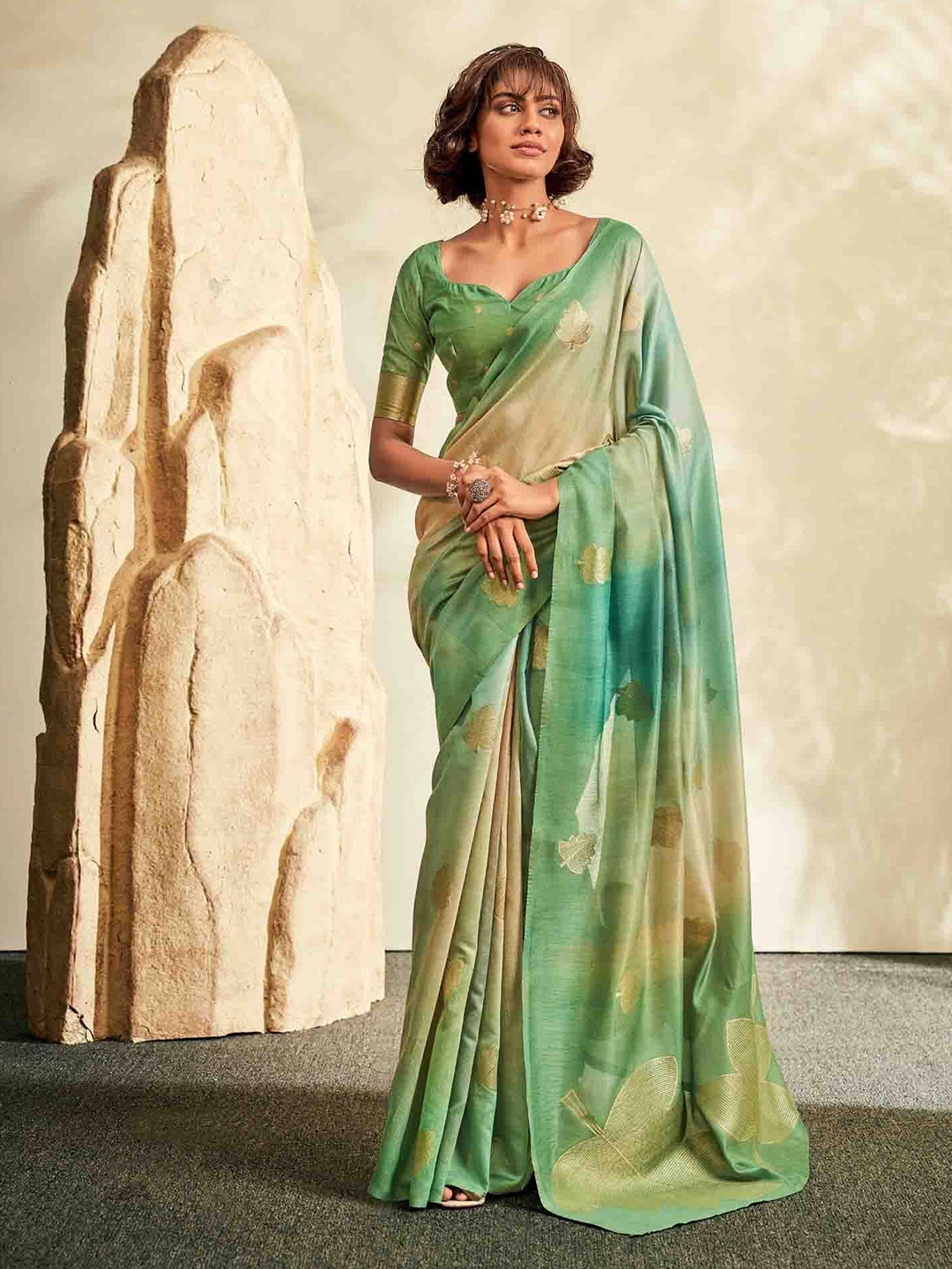 

Mitera Woven Design Zari Silk Blend Saree, Sea green