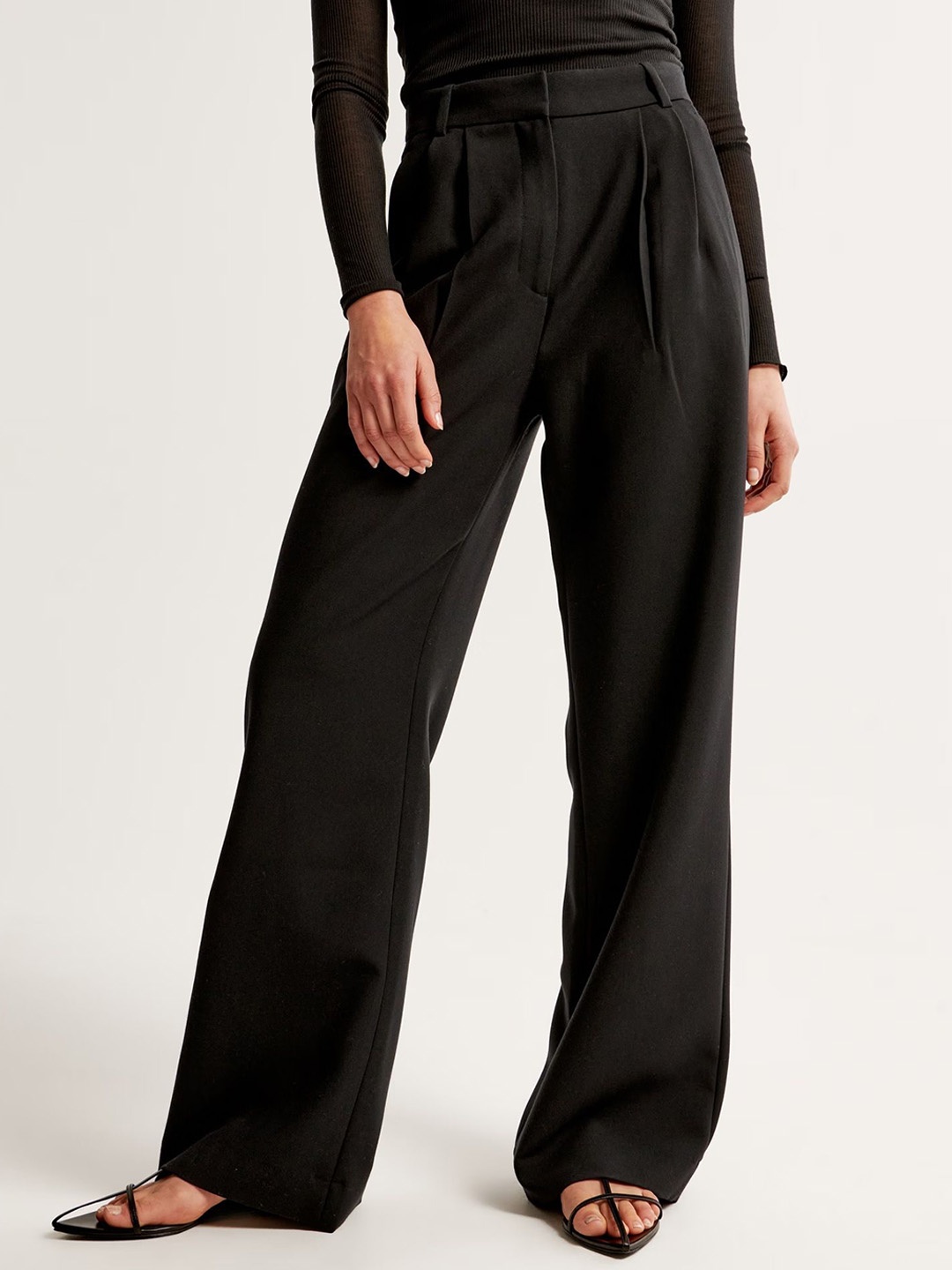 

FNOCKS Women Comfort Flared High-Rise Pleated Trousers, Black