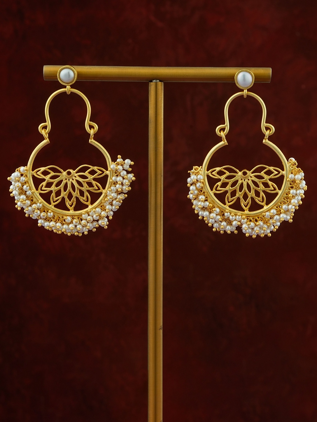 

TOTAPARI Gold-Plated Contemporary Chandbalis