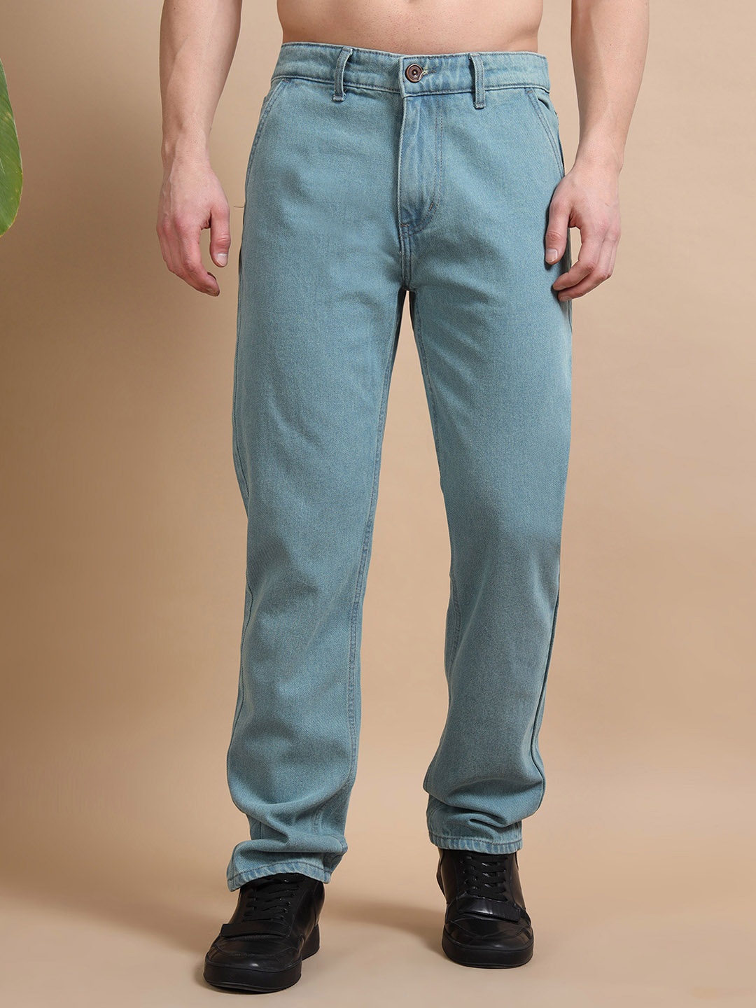

Mast & Harbour Men Comfort Relaxed Fit Light Fade Jeans, Blue