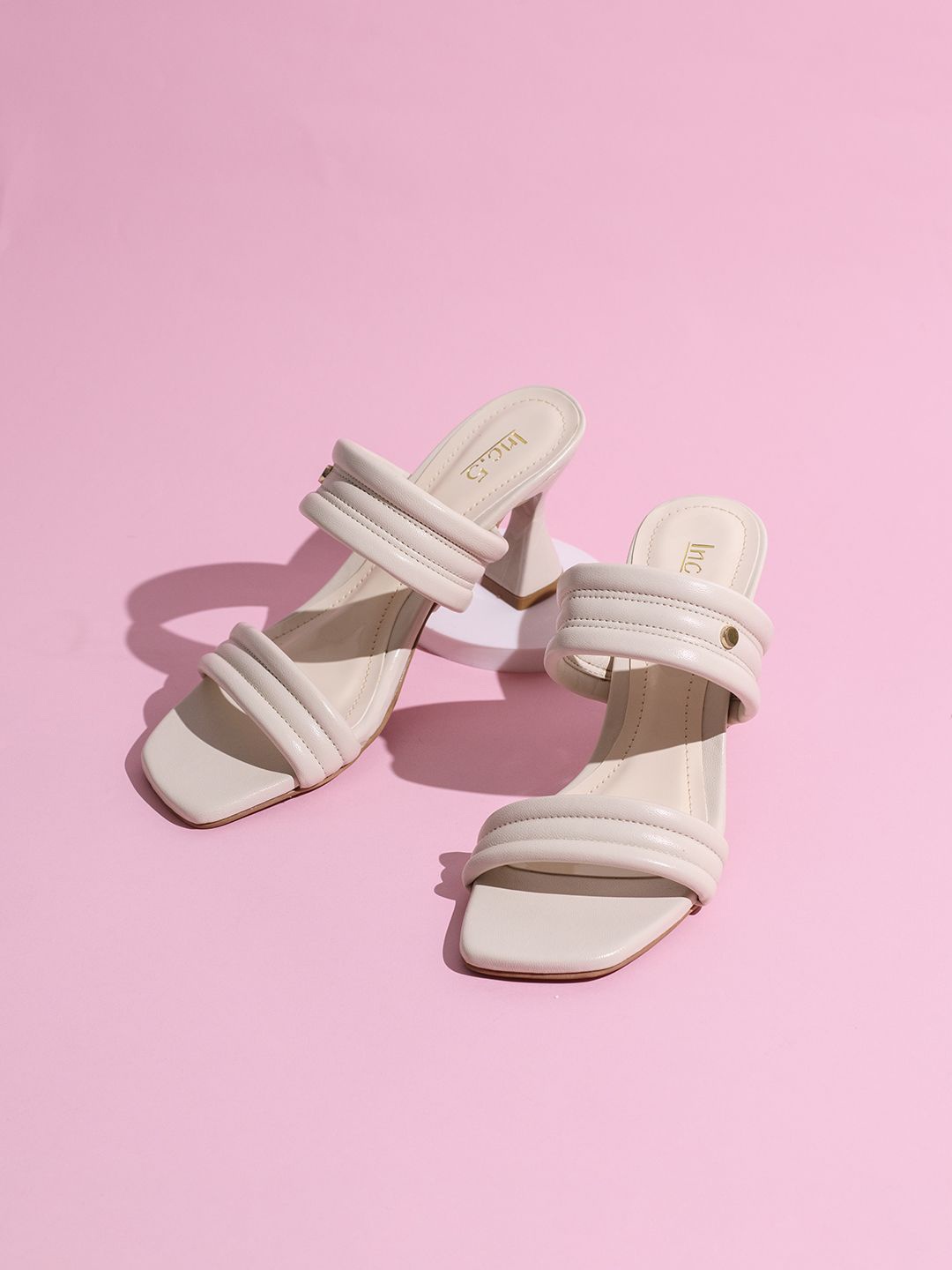 

Inc 5 Party Block Sandals with Bows, Cream