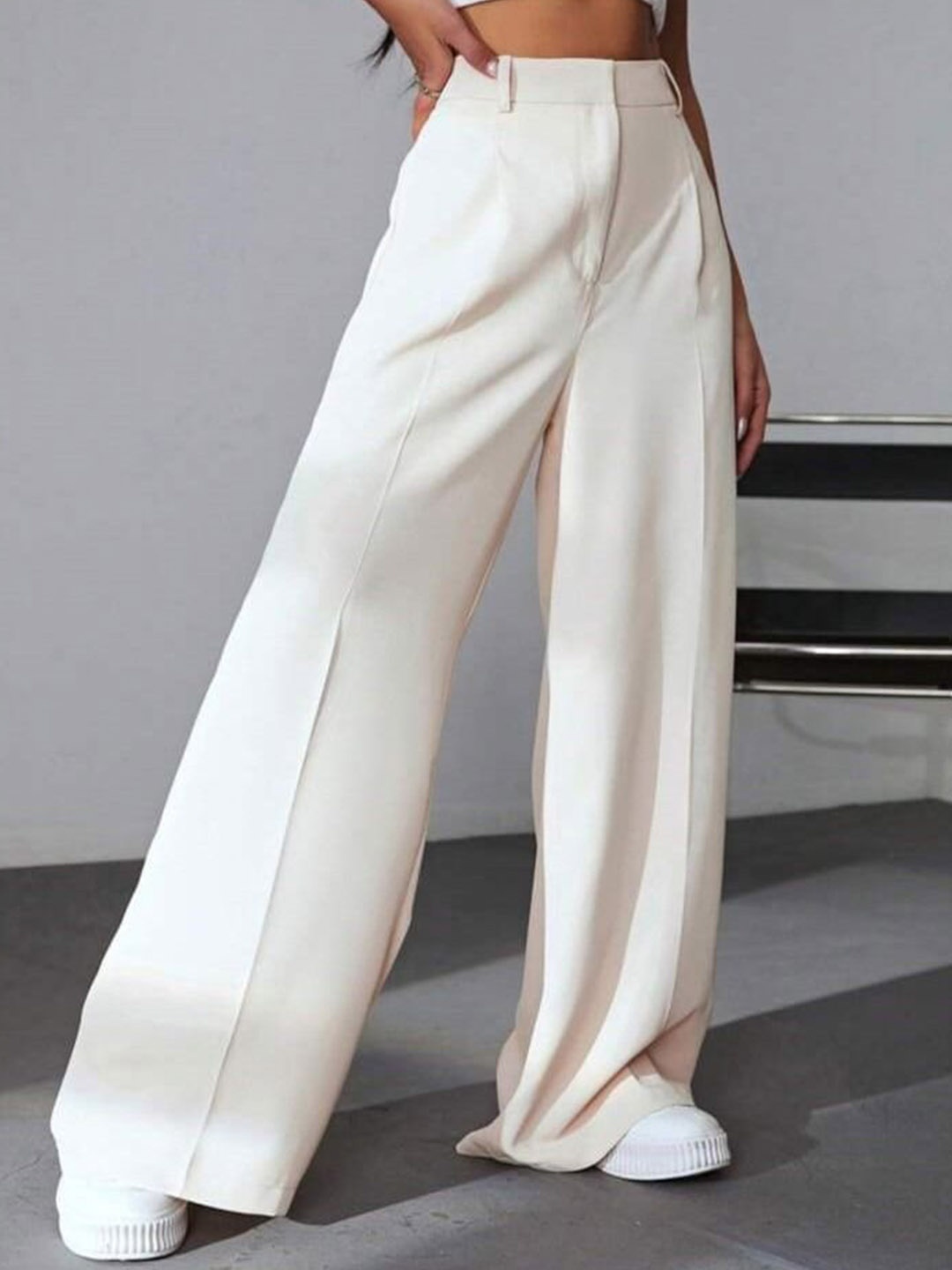 

BROADSTAR Women Smart High-Rise Easy Wash Pleated Trousers, Off white