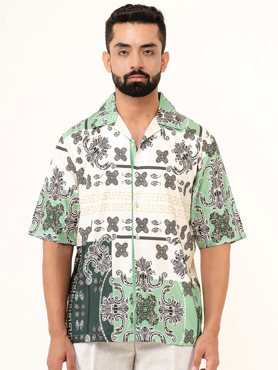 

Tistabene Men Floral Opaque Printed Casual Shirt, Green
