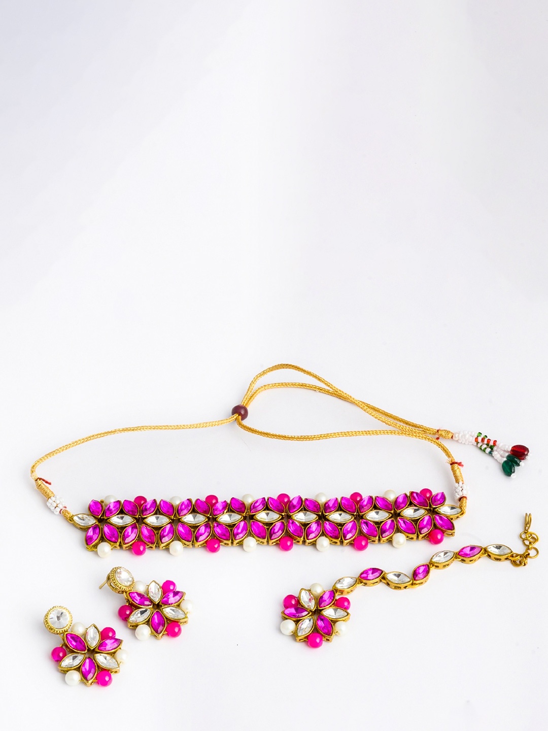 

VIPY HANGER Kundan-Studded & Beaded Jewellery Set, Gold