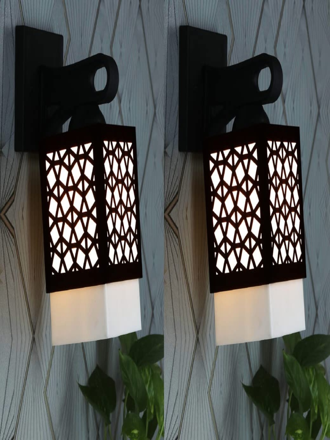 

Gojeeva Black & White 2 Pieces Textured Square Shaped Wooden Wall Lamps