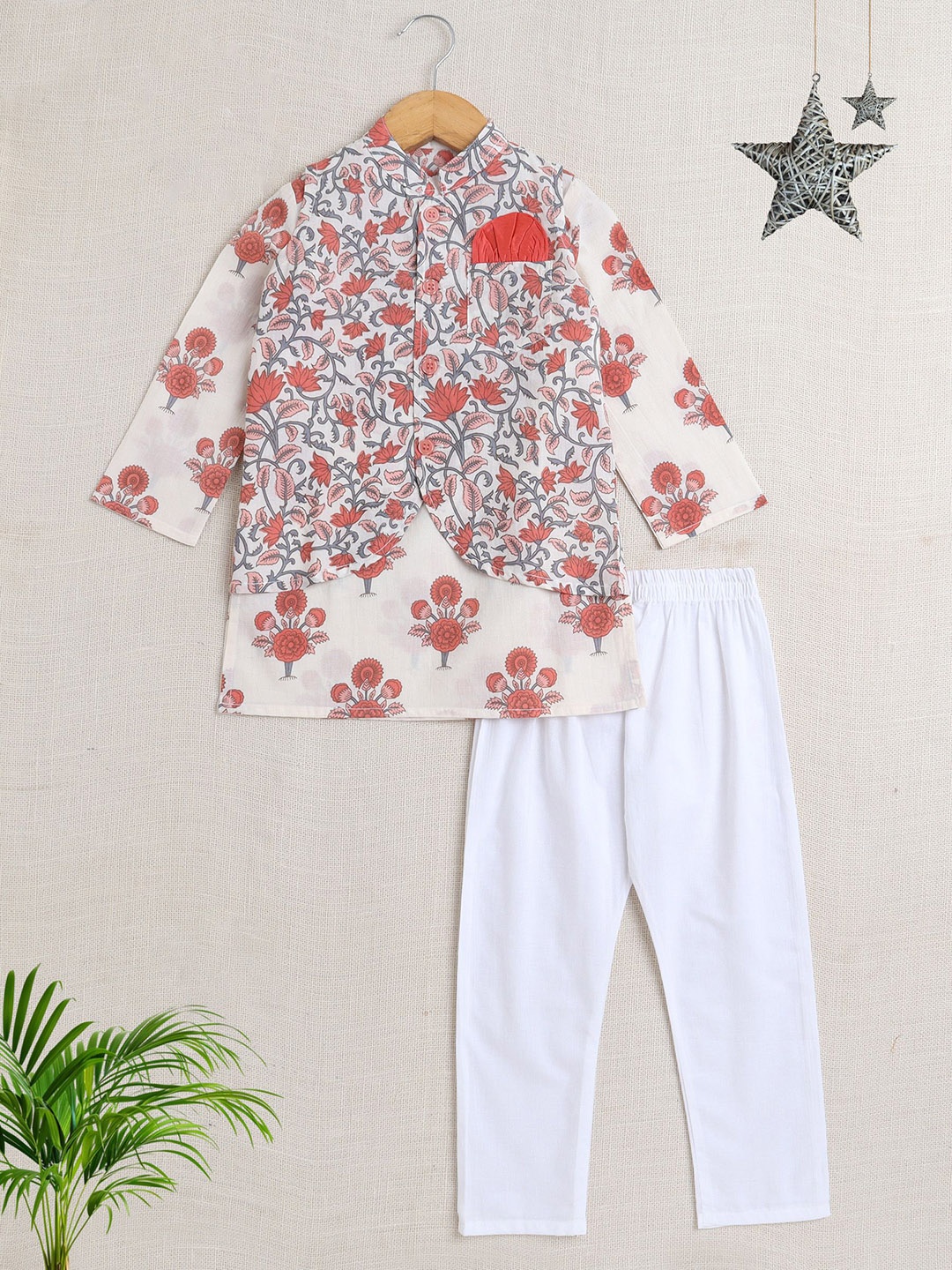 

The Magic Wand Boys Ethnic Motifs Printed Regular Pure Cotton Kurta with Pyjamas, Coral