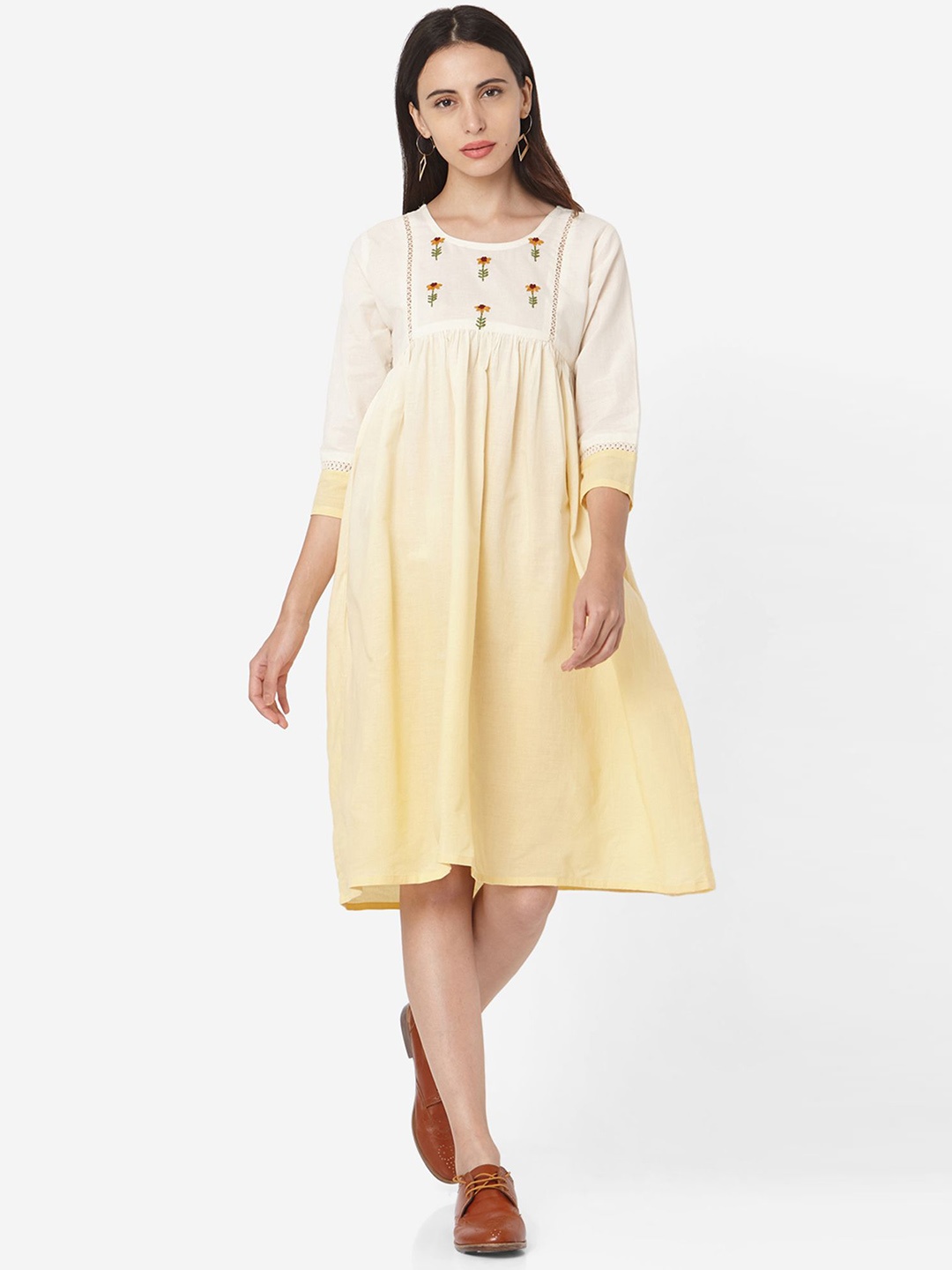 

HRITIKA Ombre Printed Fit & Flare Midi Dress, White