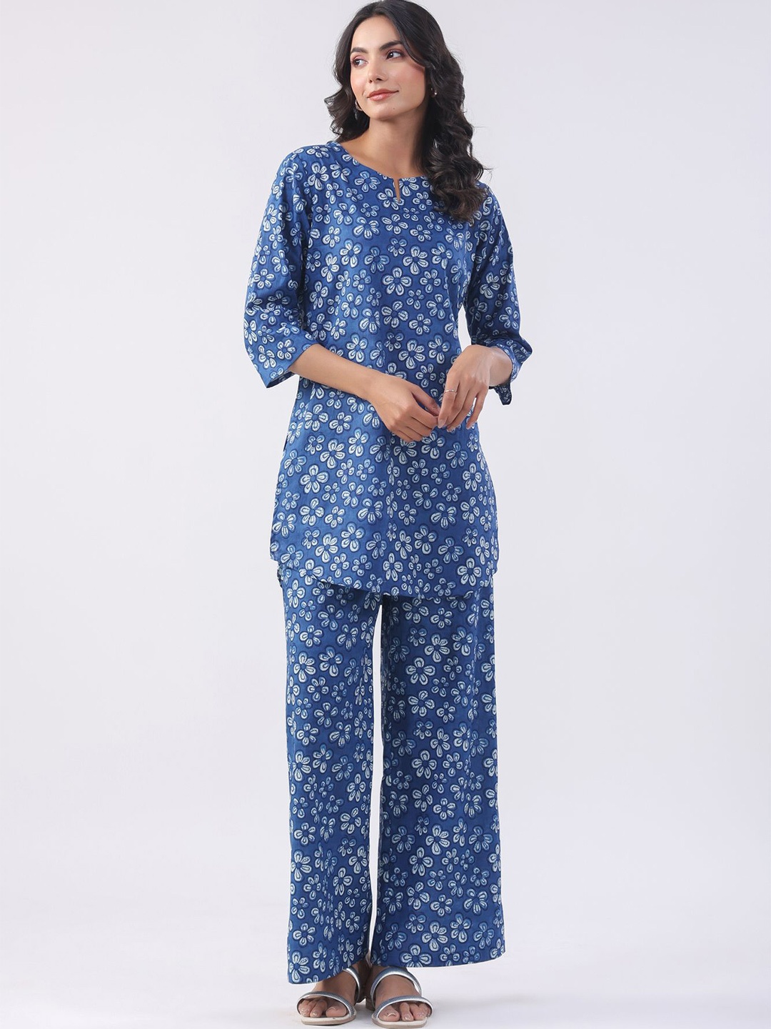 

JISORA Printed Round-Neck Pure Cotton Tunic With Palazzos Co-Ords, Blue