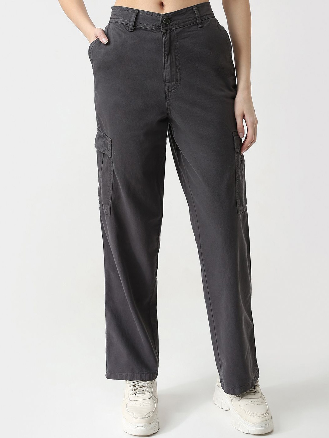 

Kraus Jeans Women Loose Fit High-Rise Cargos Trousers, Grey