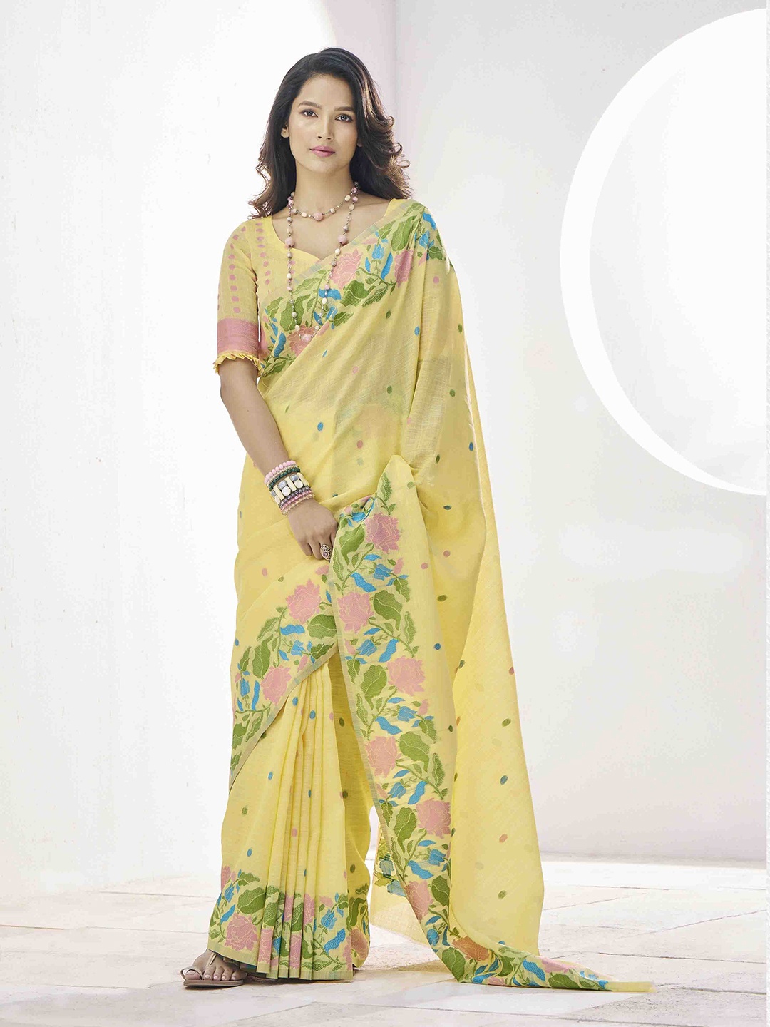 

Mitera Woven Design Zari Linen Blend Saree, Yellow