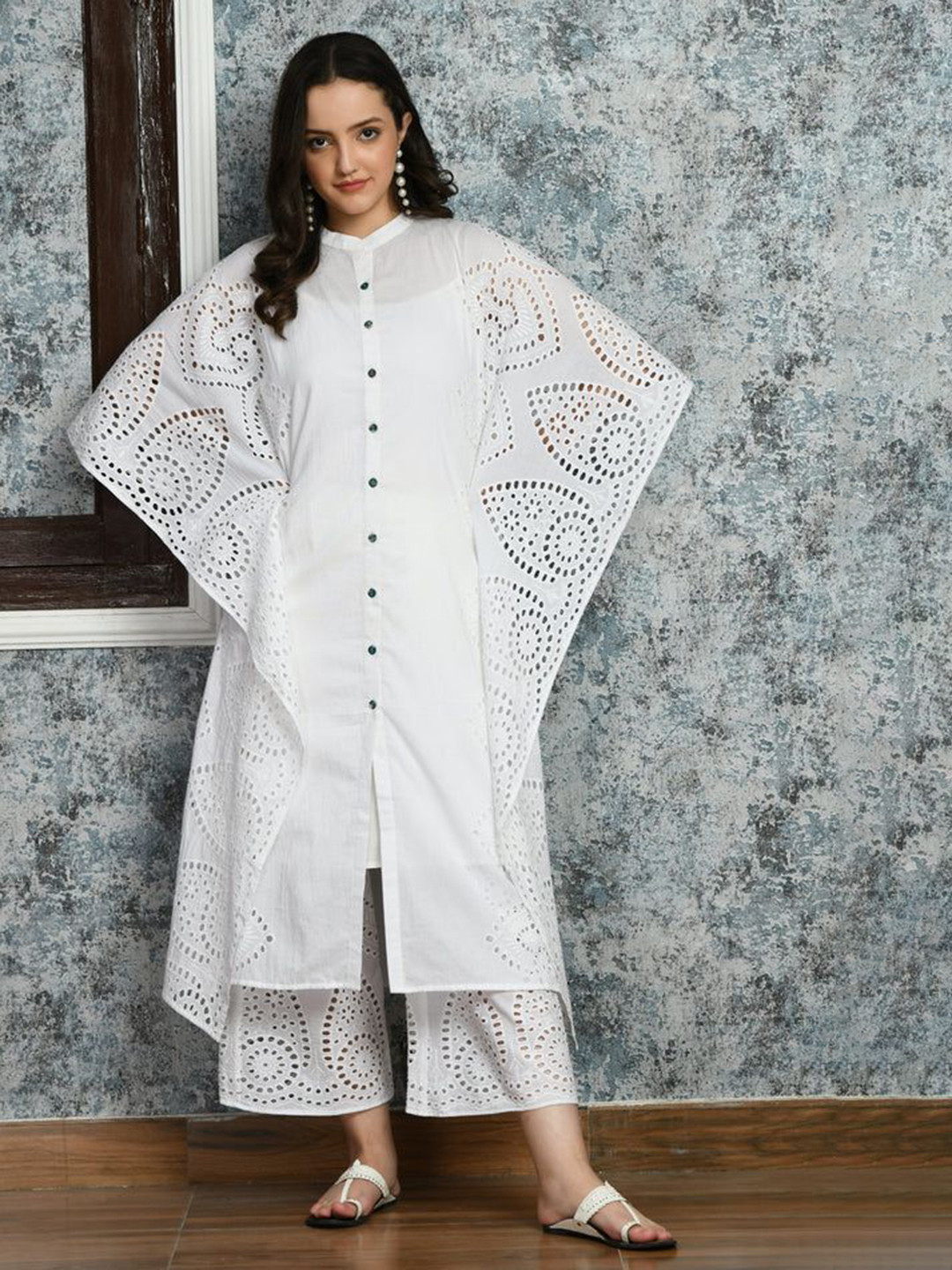 

SEEDS OF FUSION Flared Sleeve A-Line Dress, White