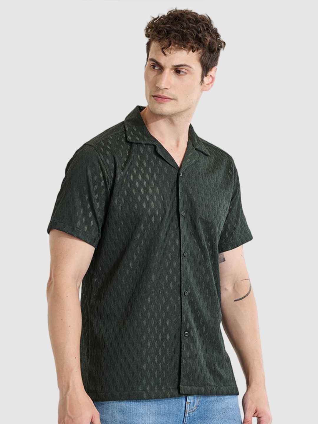 

Snitch Men Relaxed Boxy Opaque Casual Shirt, Green