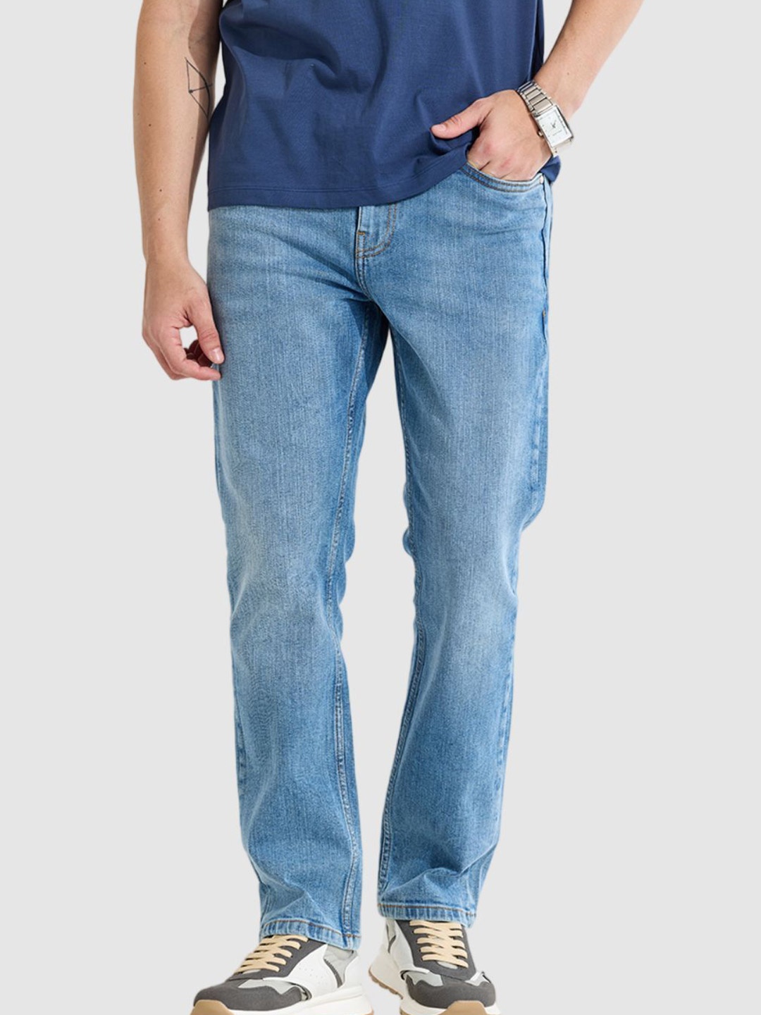 

Snitch Men Light Blue Regular Fit Jeans