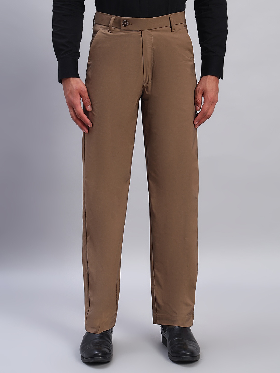 

AXNIS Men Ultra Straight Fit Trousers, Khaki
