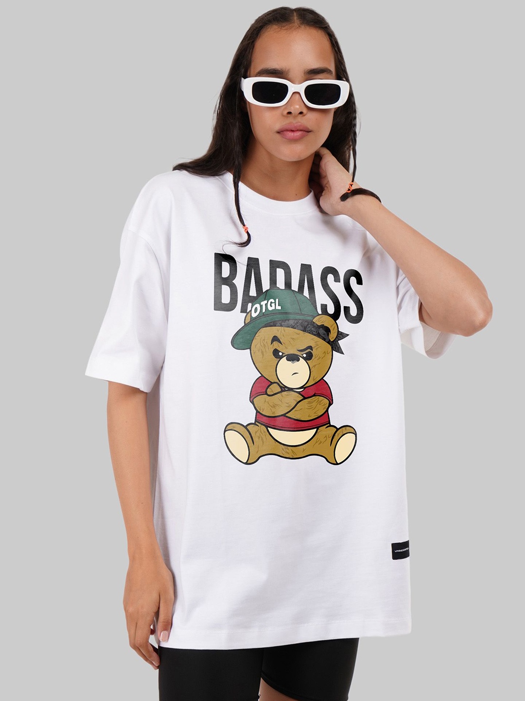 

Underrated Club Women Printed Bio Finish Raw Edge T-shirt, White