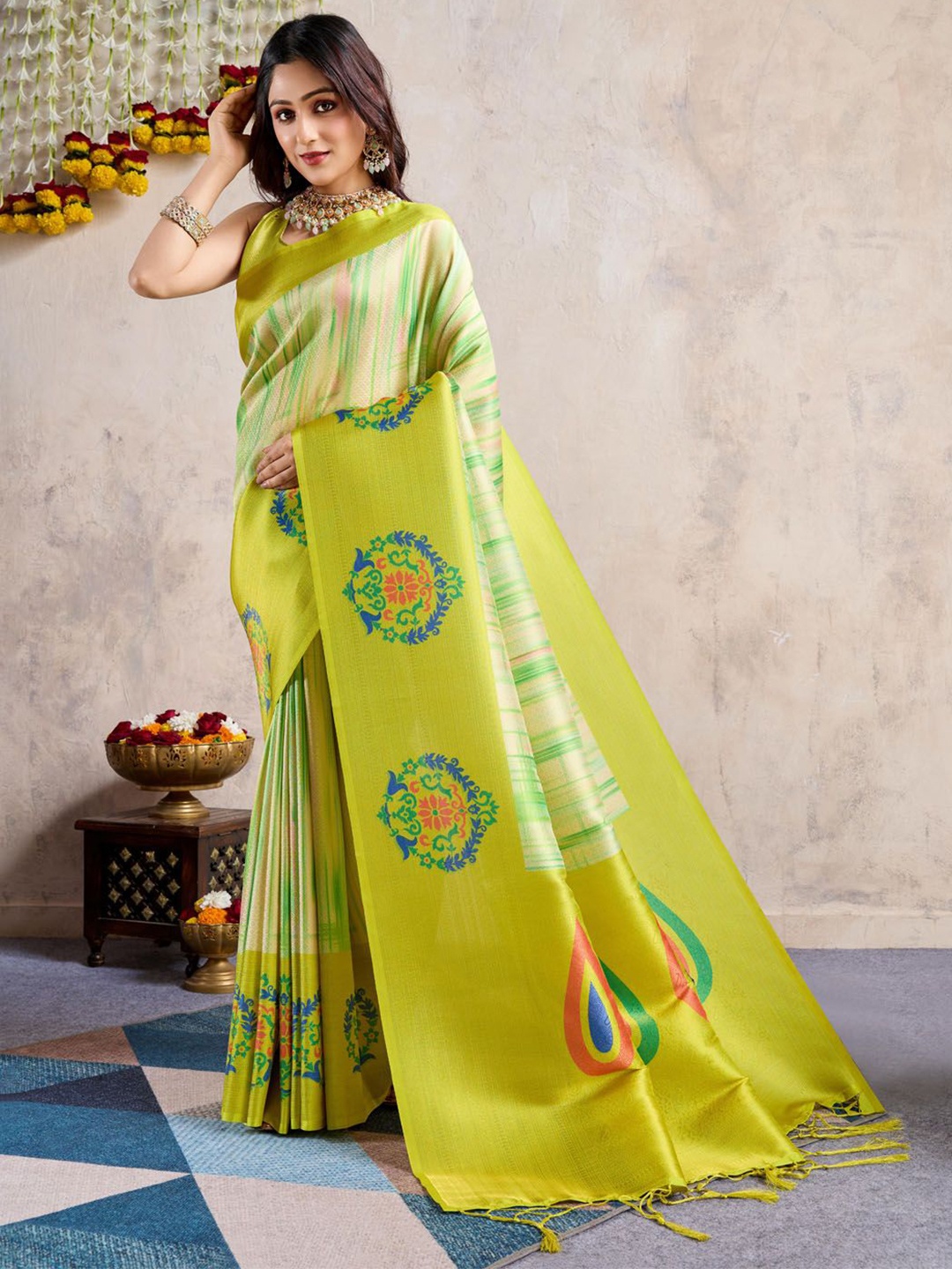 

Meena Bazaar Woven Design Zari Art Silk Saree, Beige