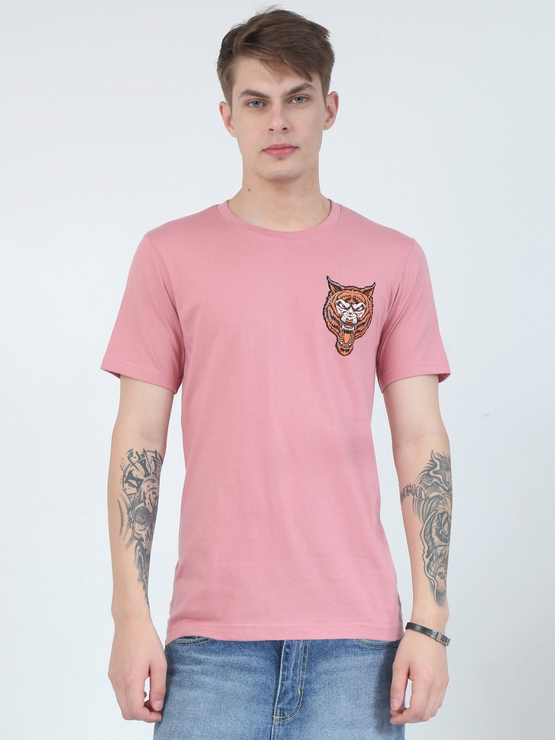 

Quco Men Graphic Printed Biowashed Round Neck Cotton Tshirt, Pink