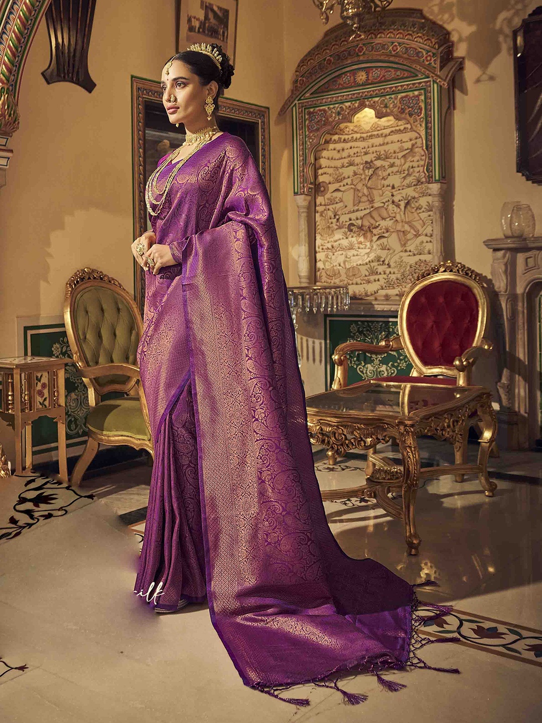 

Mitera Woven Design Zari Silk Blend Kanjeevaram Saree, Purple