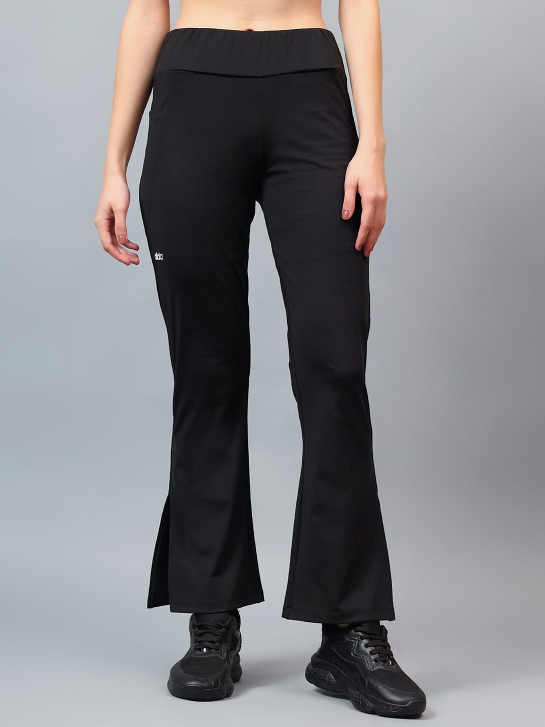 

DIDA Women Quick-Dry Ankle-Length High-Rise Slim-Fit Activewear Training Flared Tight, Black