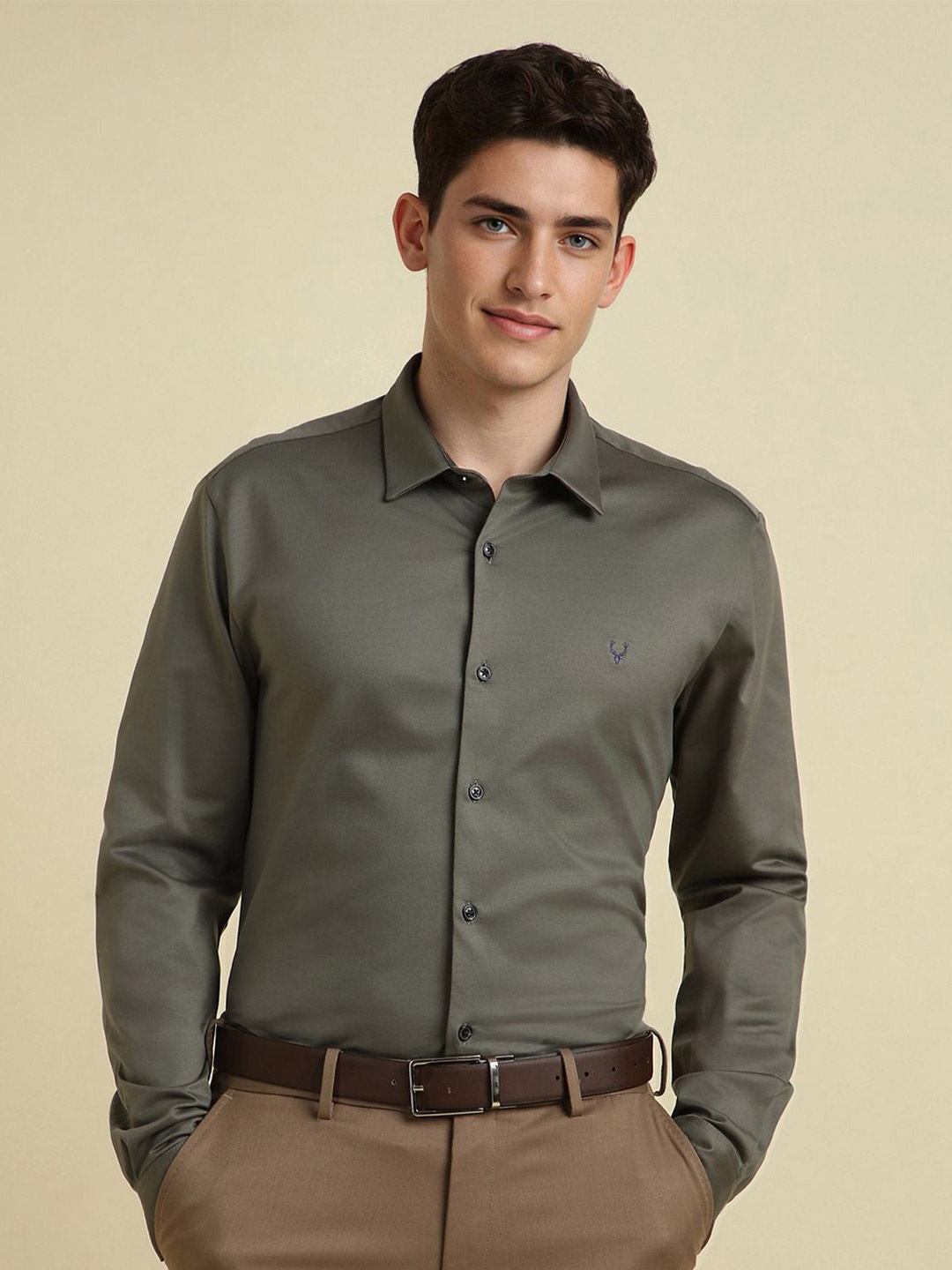 

Allen Solly Men Slim Fit Opaque Formal Shirt, Olive