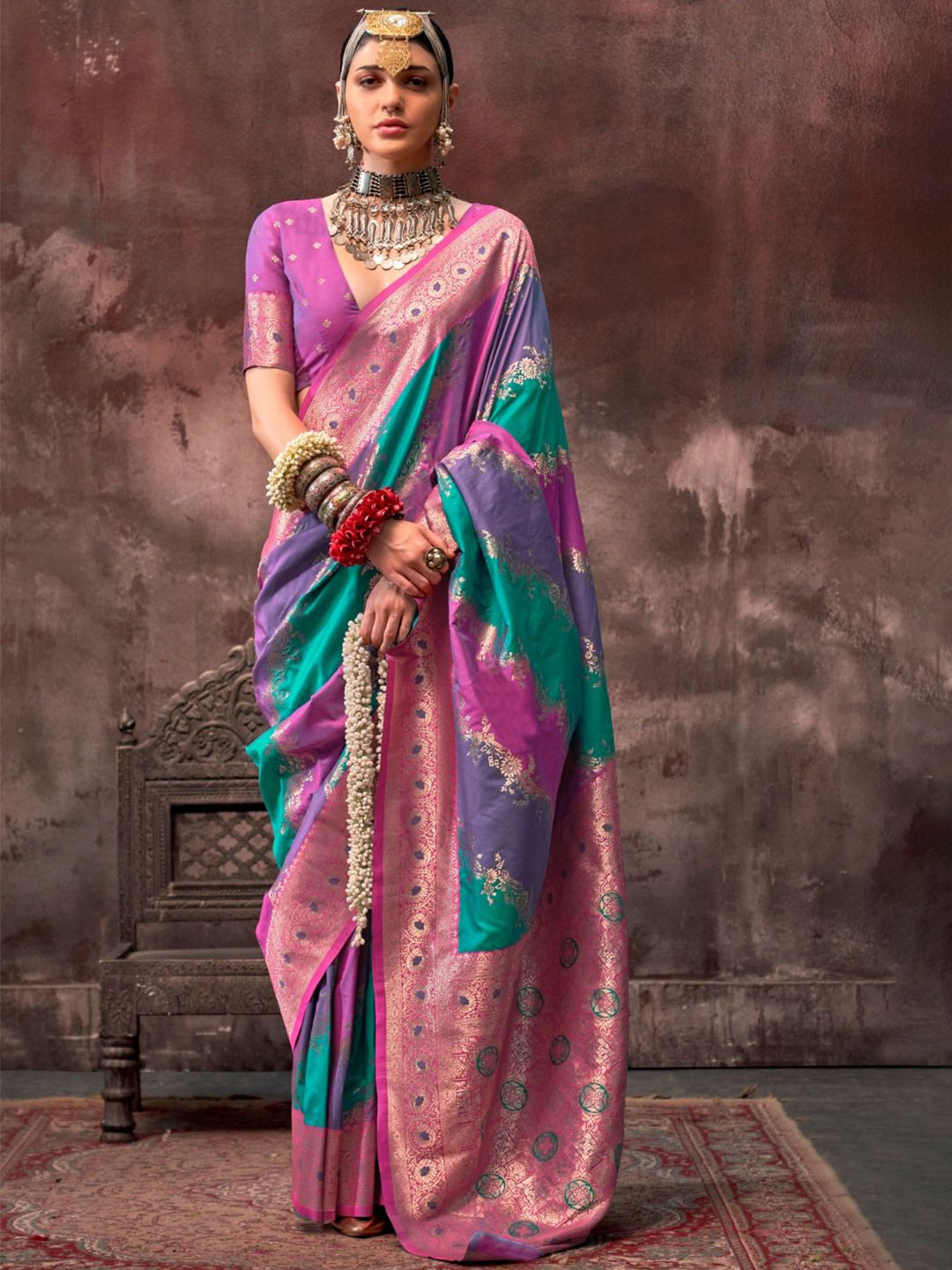

BLENDIFY Woven Design Zari Silk Blend Banarasi Saree, Pink