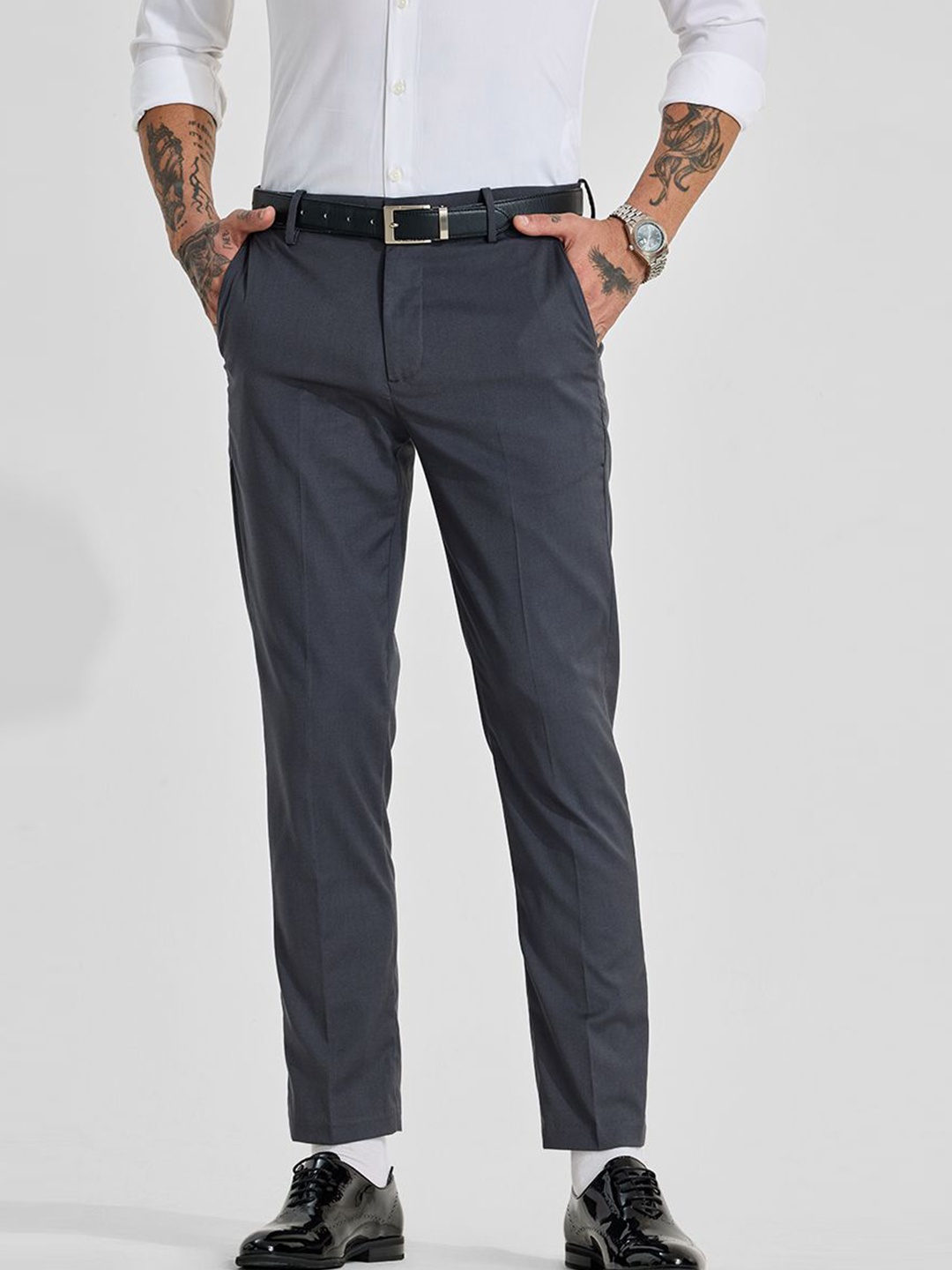 

Snitch Men Dark Charcoal Grey Mid-Rise Slim Fit Formal Trouser